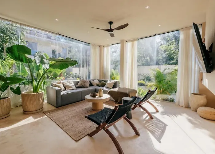 Selva - 4br Jungle Retreat With Pool & Rooftop