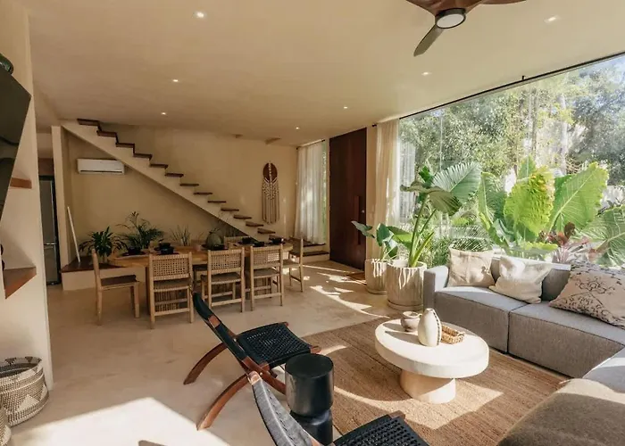 Selva - 4br Jungle Retreat With Pool & Rooftop *